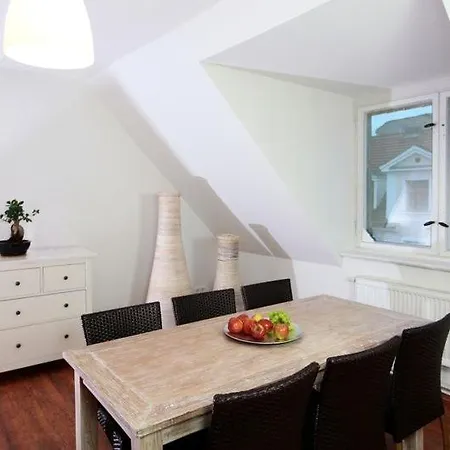Apartment Petit Logis